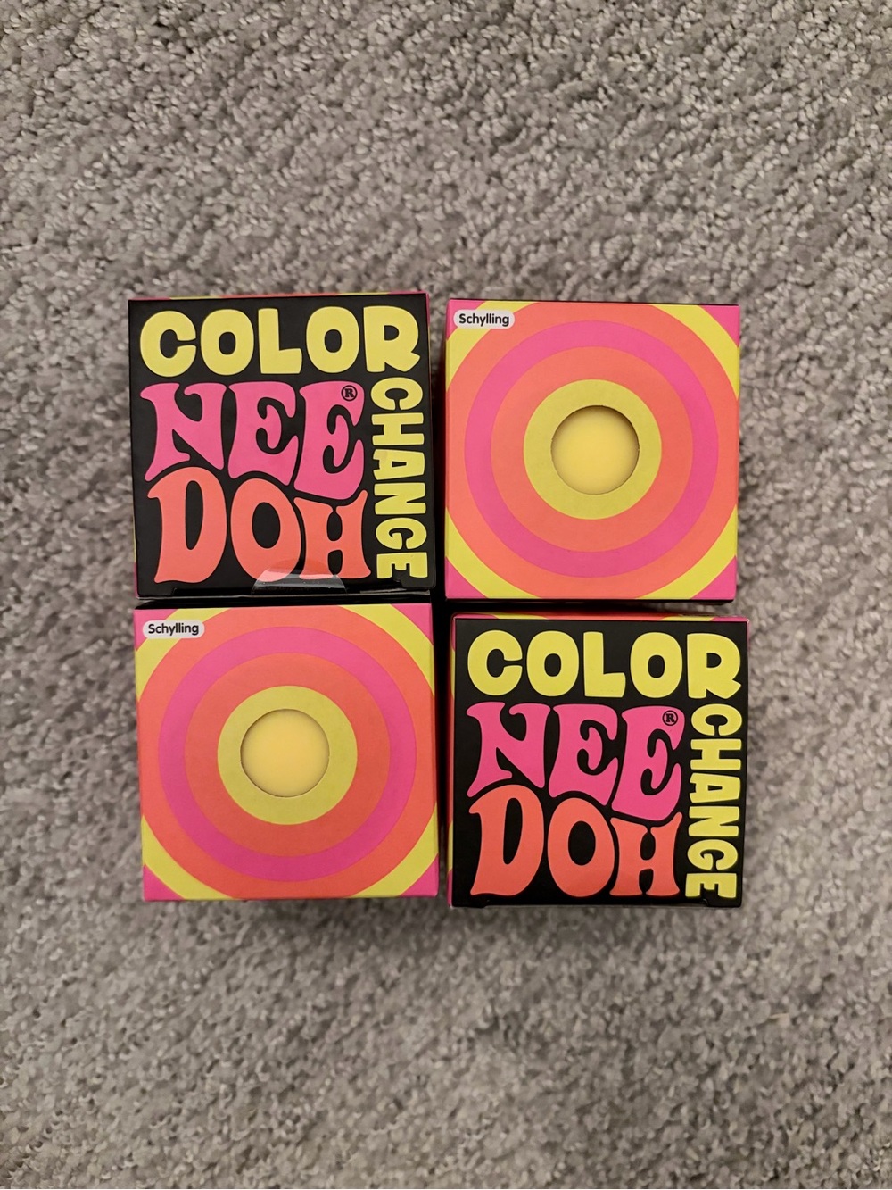4 pack NeeDoh color Change Ball - Yellow